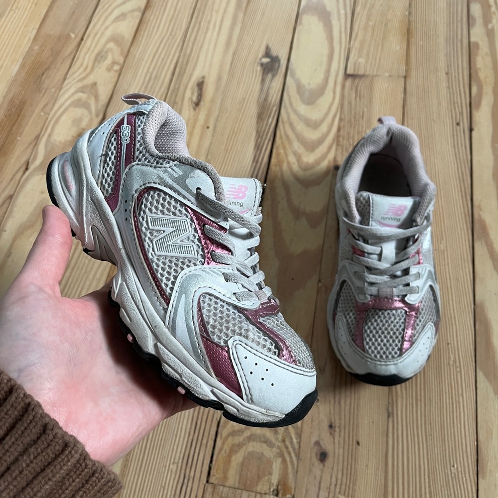 New Balance 530 Kids Size 13 White Pink Metallic Retro Running Sneakers PV530BC